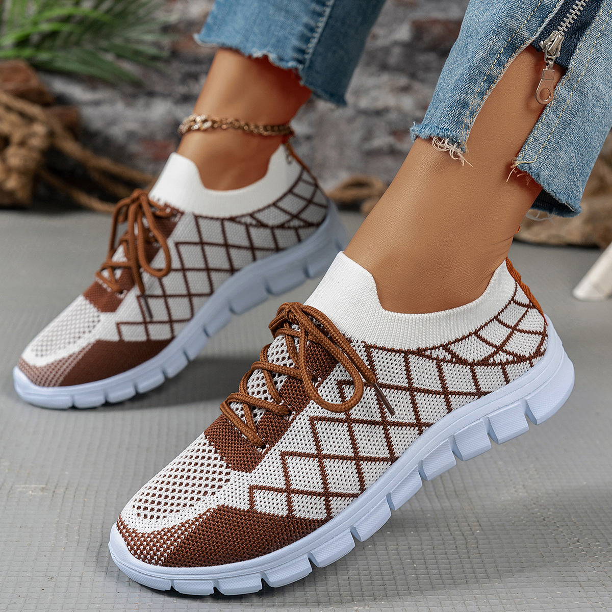 Colorblock Flyknit Sneakers for Women – Lightweight Running & Walking Shoes